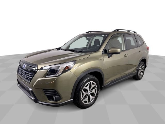 Used 2023 Subaru Forester Premium image 4