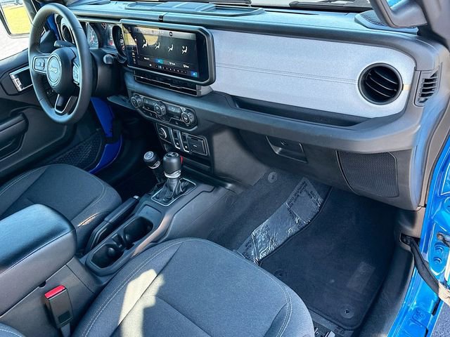 Used 2024 Jeep Wrangler Sport S image 27