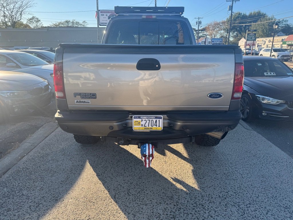 Used 2005 Ford F250 XL image 4