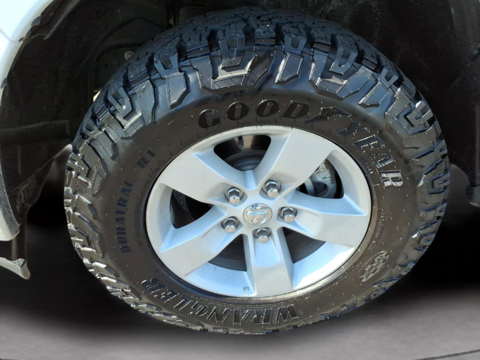 Used 2023 RAM 1500 Classic SLT w/ Electronics Group image 26