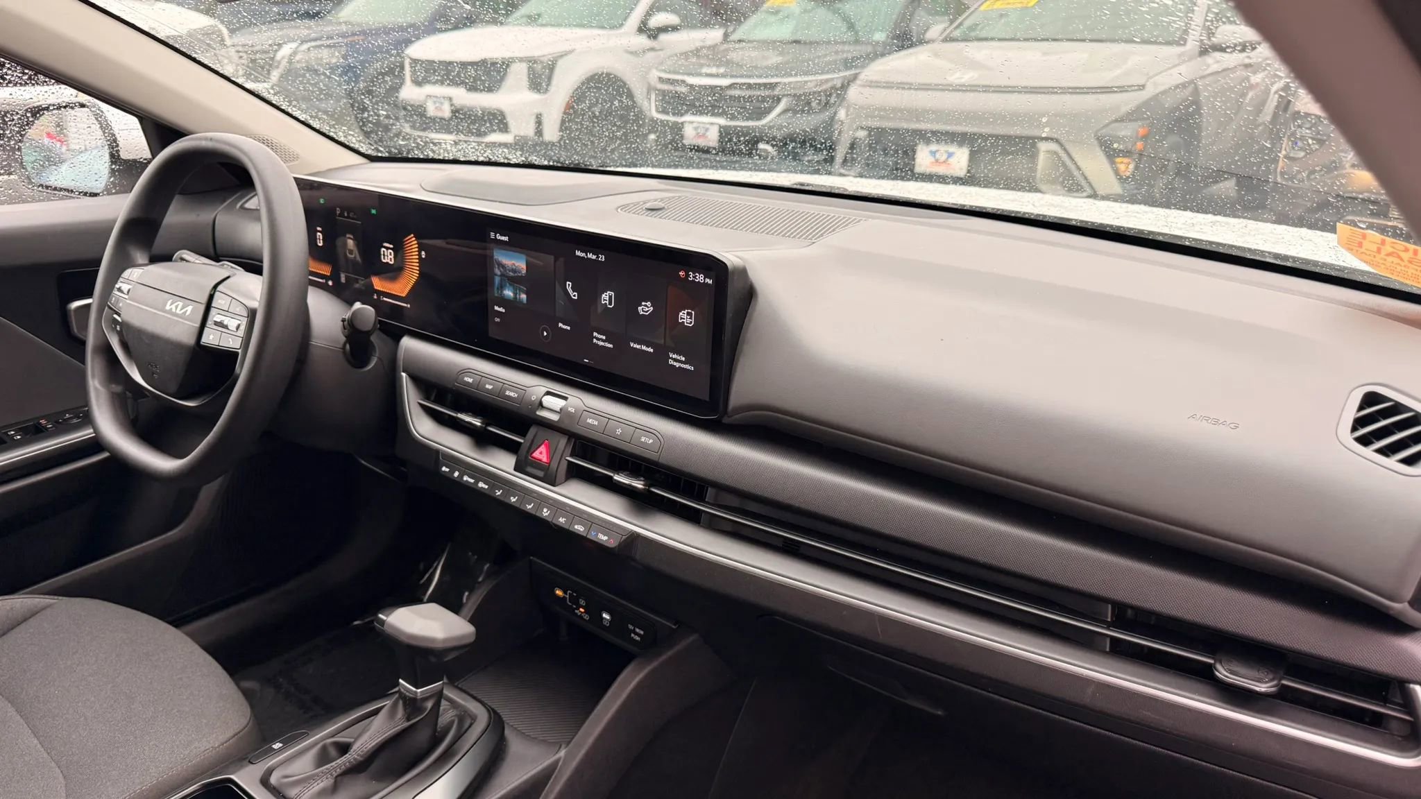 Used 2025 Kia K4 image 17