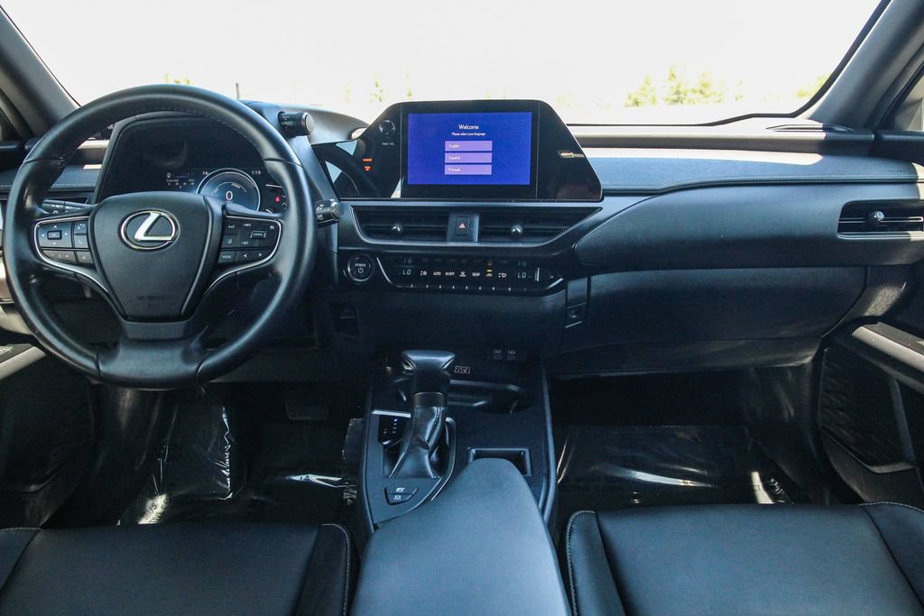Certified 2024 Lexus UX 250h FWD image 13