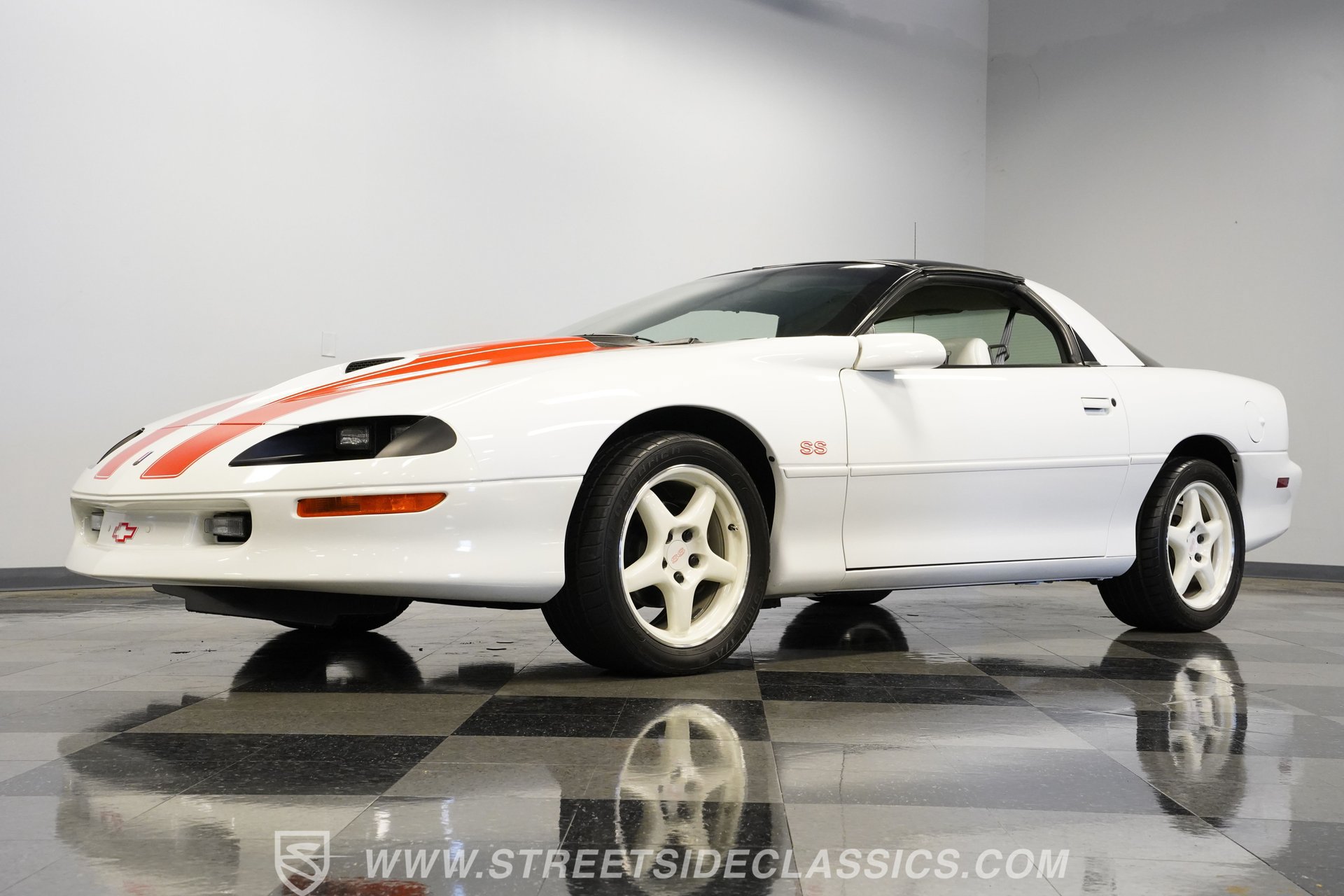 Used 1997 Chevrolet Camaro SS w/ SS Alteration Pkg RWD image 22