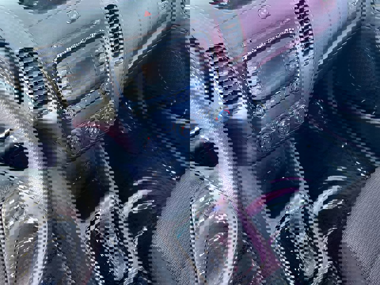 Used 2018 Kia Forte LX image 23