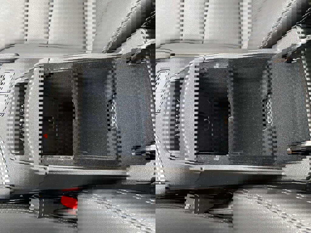 Used 2025 Cadillac XT5 Premium Luxury image 36