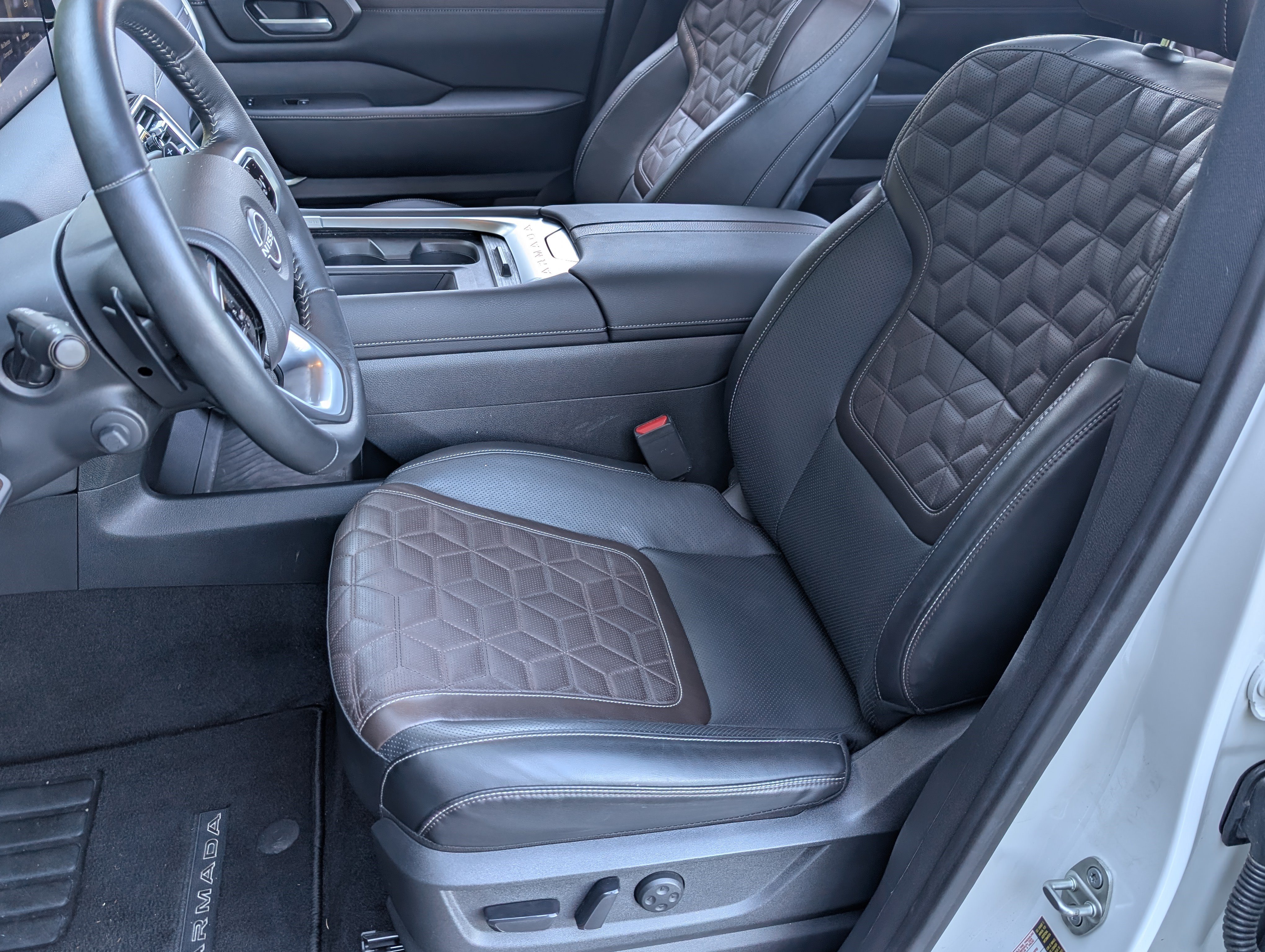 Used 2026 Nissan Armada Platinum RWD image 17