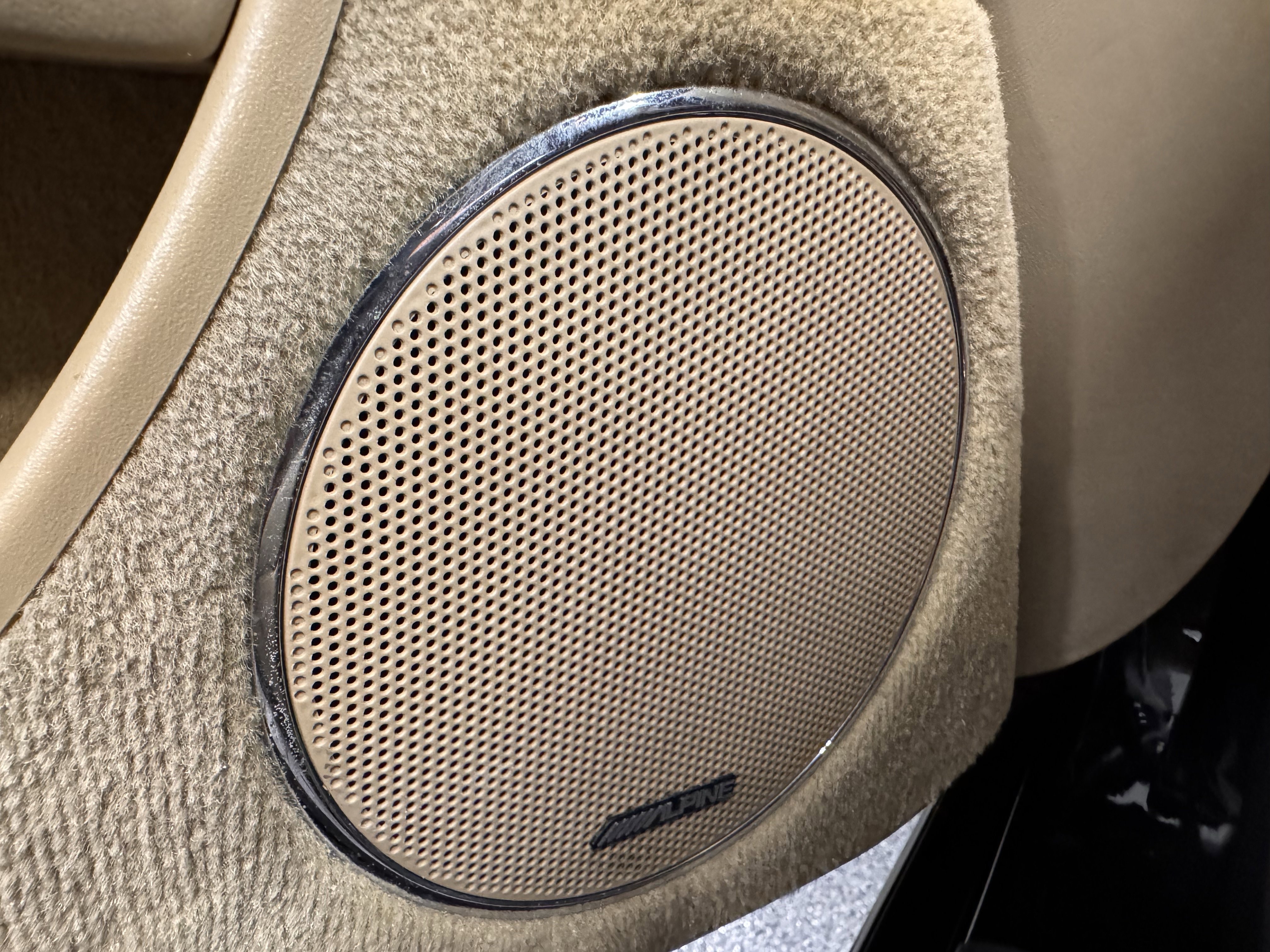 Used 2007 Jaguar XKR R image 23