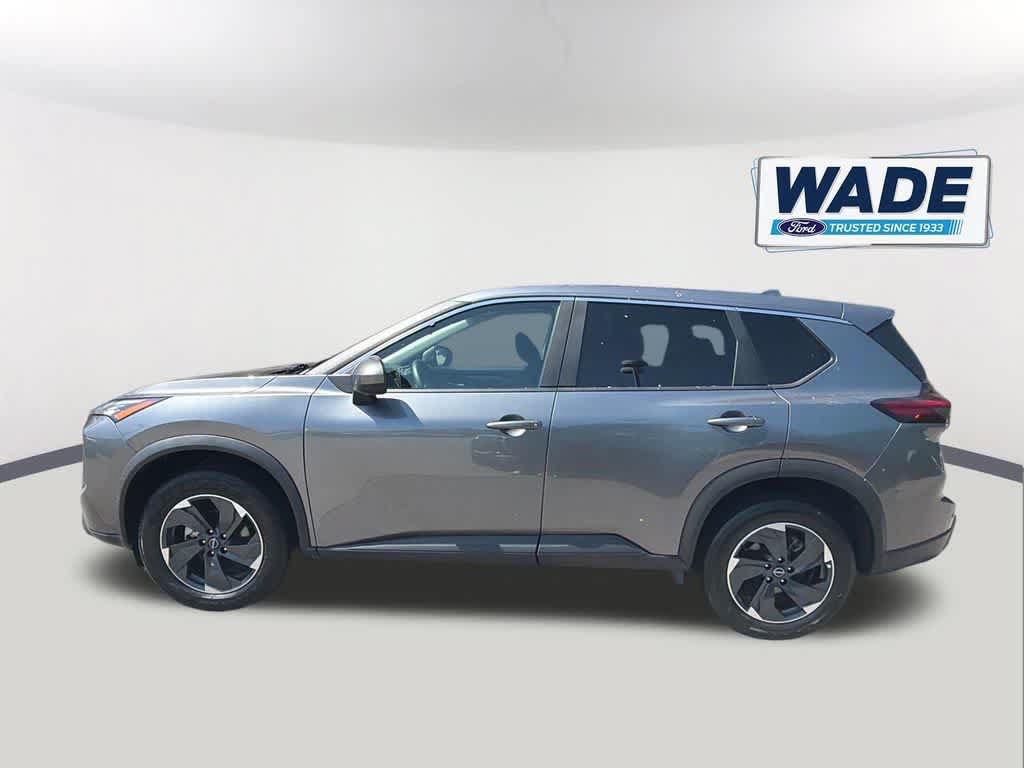 Used 2024 Nissan Rogue SV AWD/4WD image 8