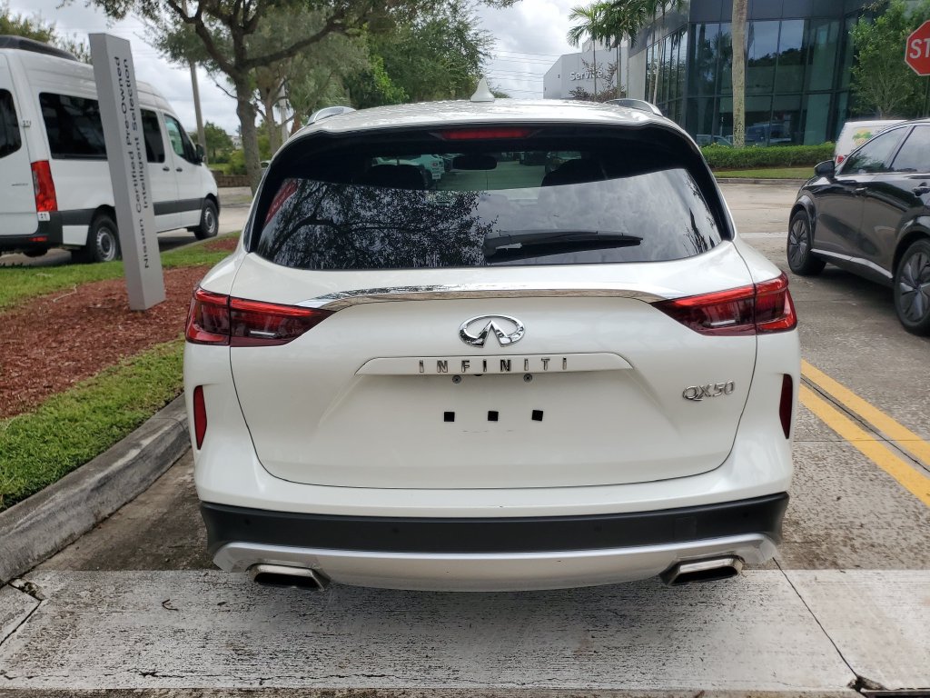 Used 2022 INFINITI QX50 Sensory FWD image 5