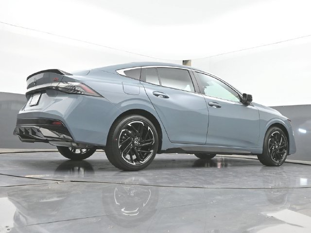 New 2026 Nissan Sentra SR w/ Floor Mat Package FWD image 44