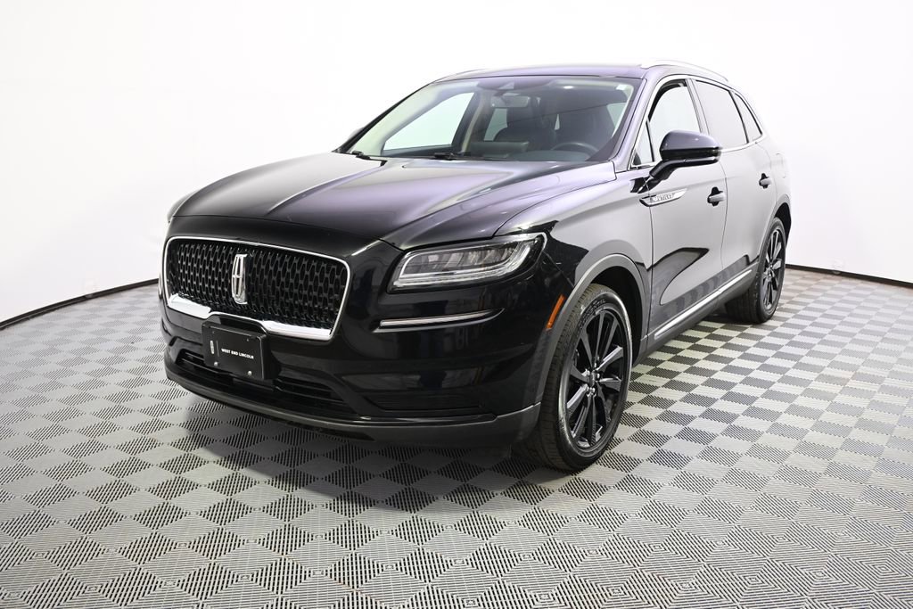 Used 2022 Lincoln Nautilus Reserve w/ Monochromatic Package image 1