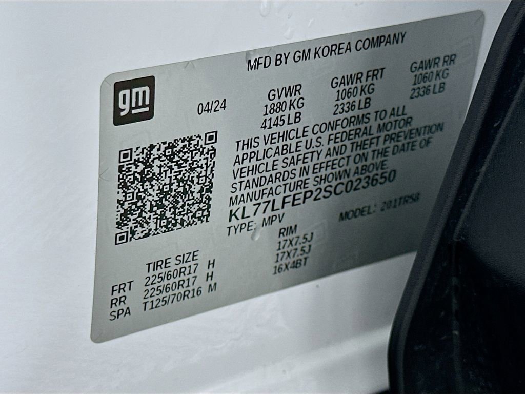 Used 2025 Chevrolet Trax LS w/ LS Convenience Package FWD image 30