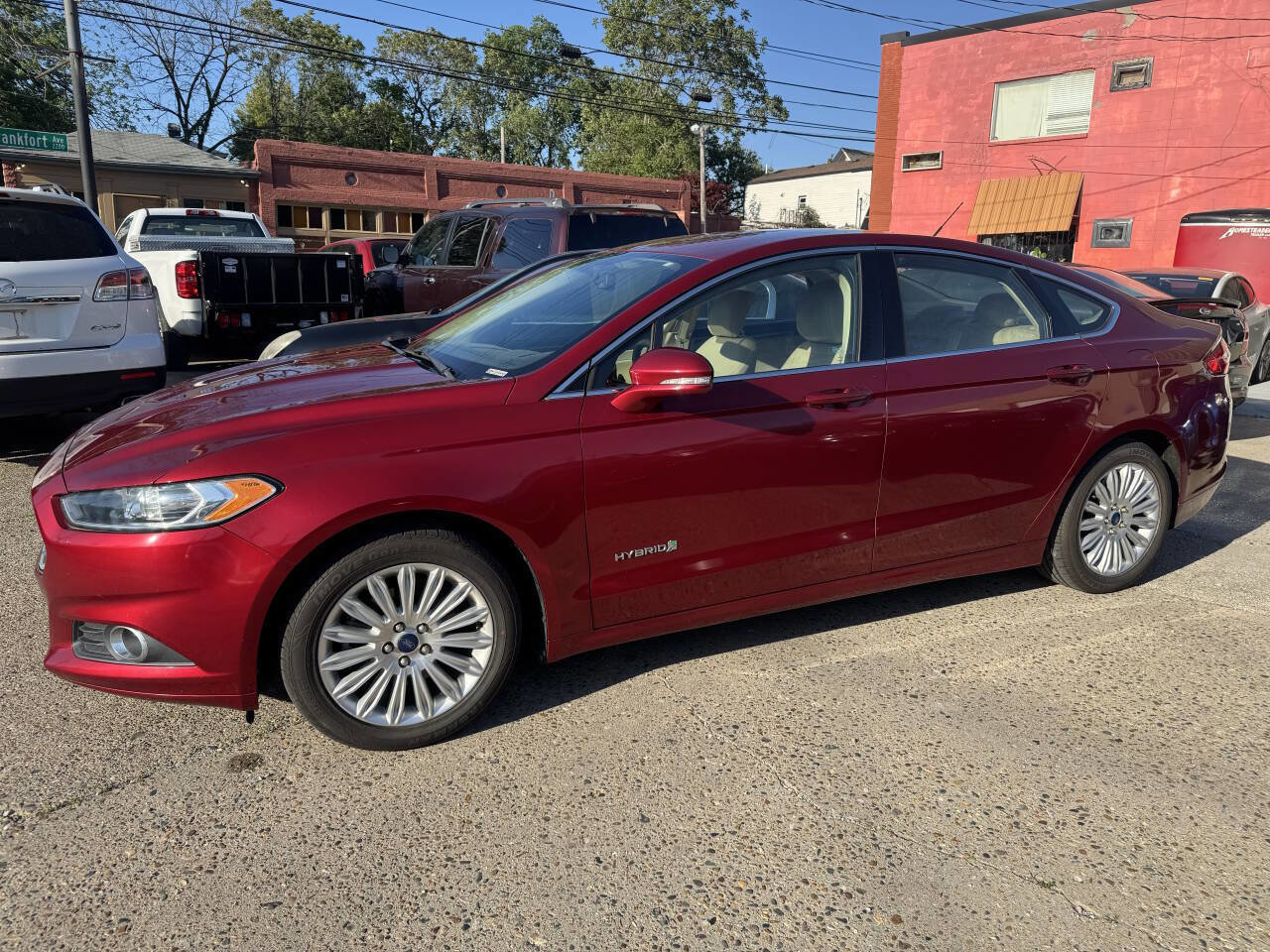 Used 2013 Ford Fusion SE FWD image 3