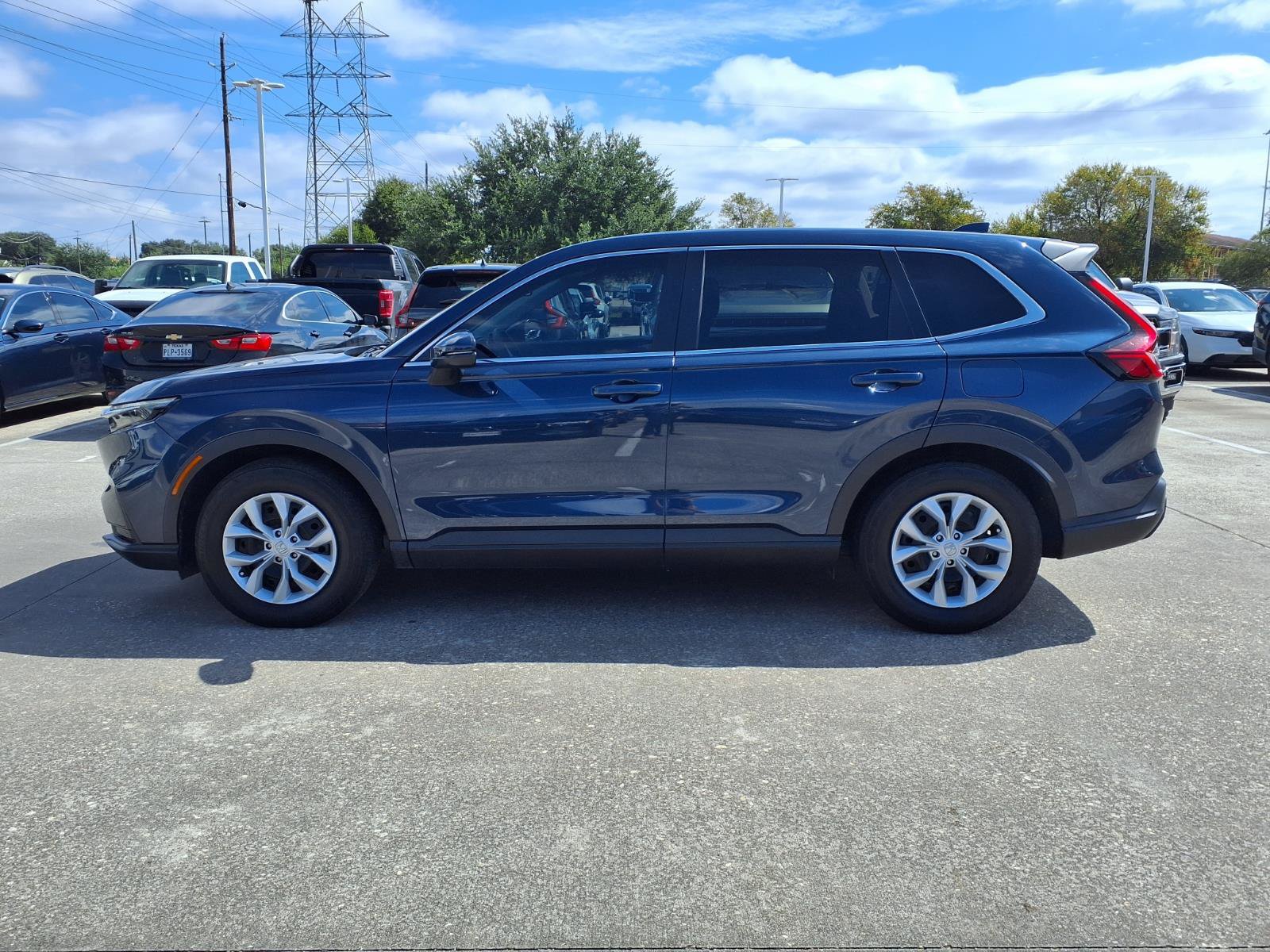 Used 2025 Honda CR-V LX image 22