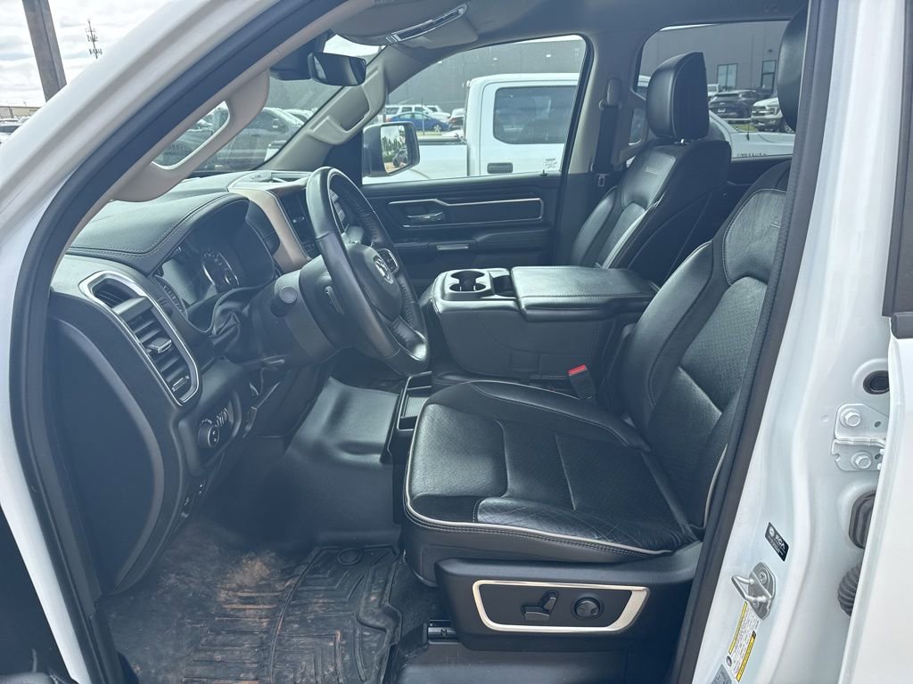 Used 2022 RAM 1500 Laramie AWD/4WD image 7
