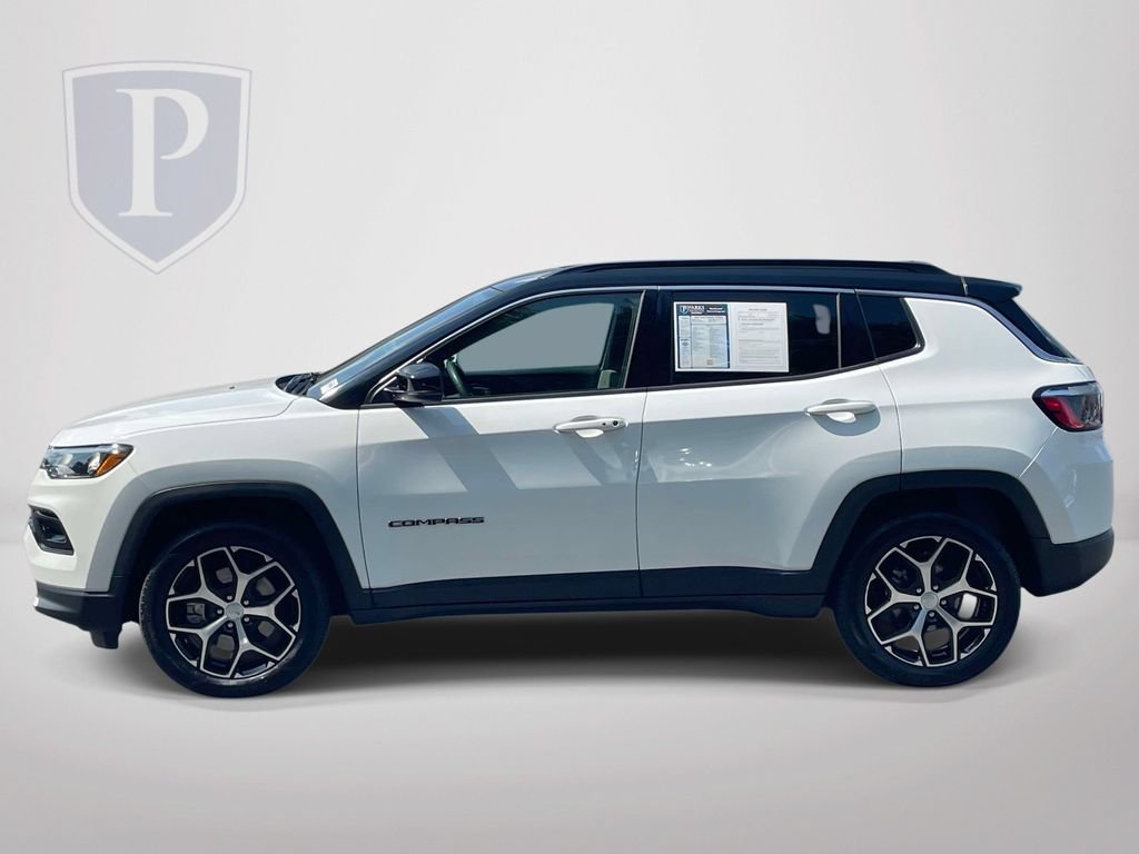 Used 2024 Jeep Compass Limited AWD/4WD image 5