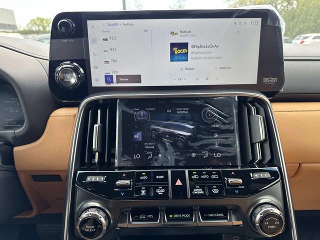 New 2026 Lexus LX 600 4WD w/ Luxury Package image 24