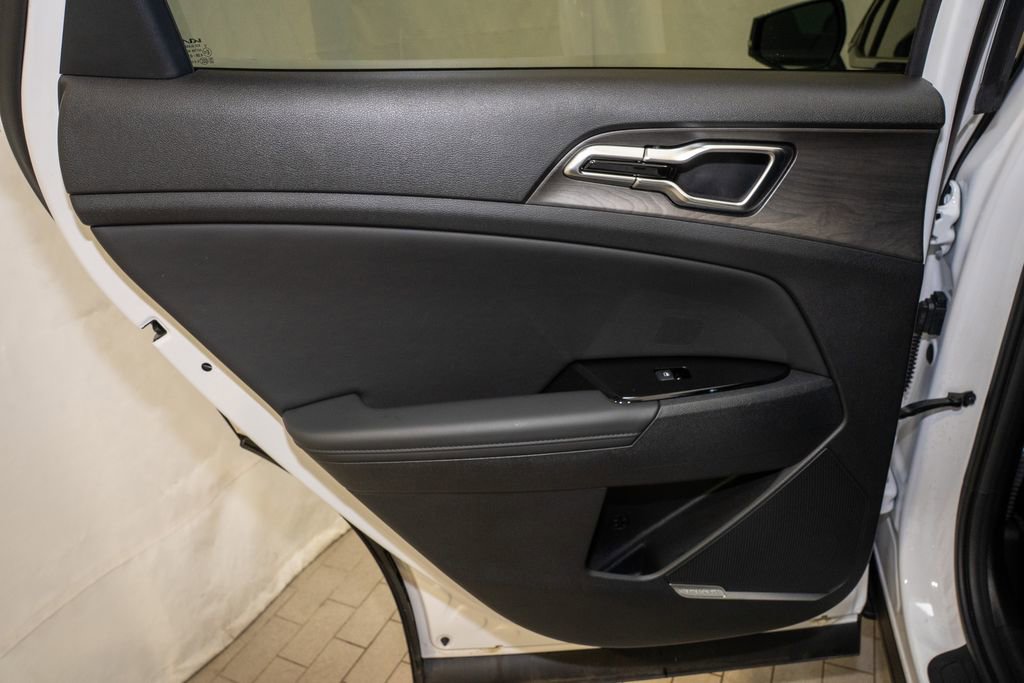 Certified 2025 Kia Sportage X-Pro image 10