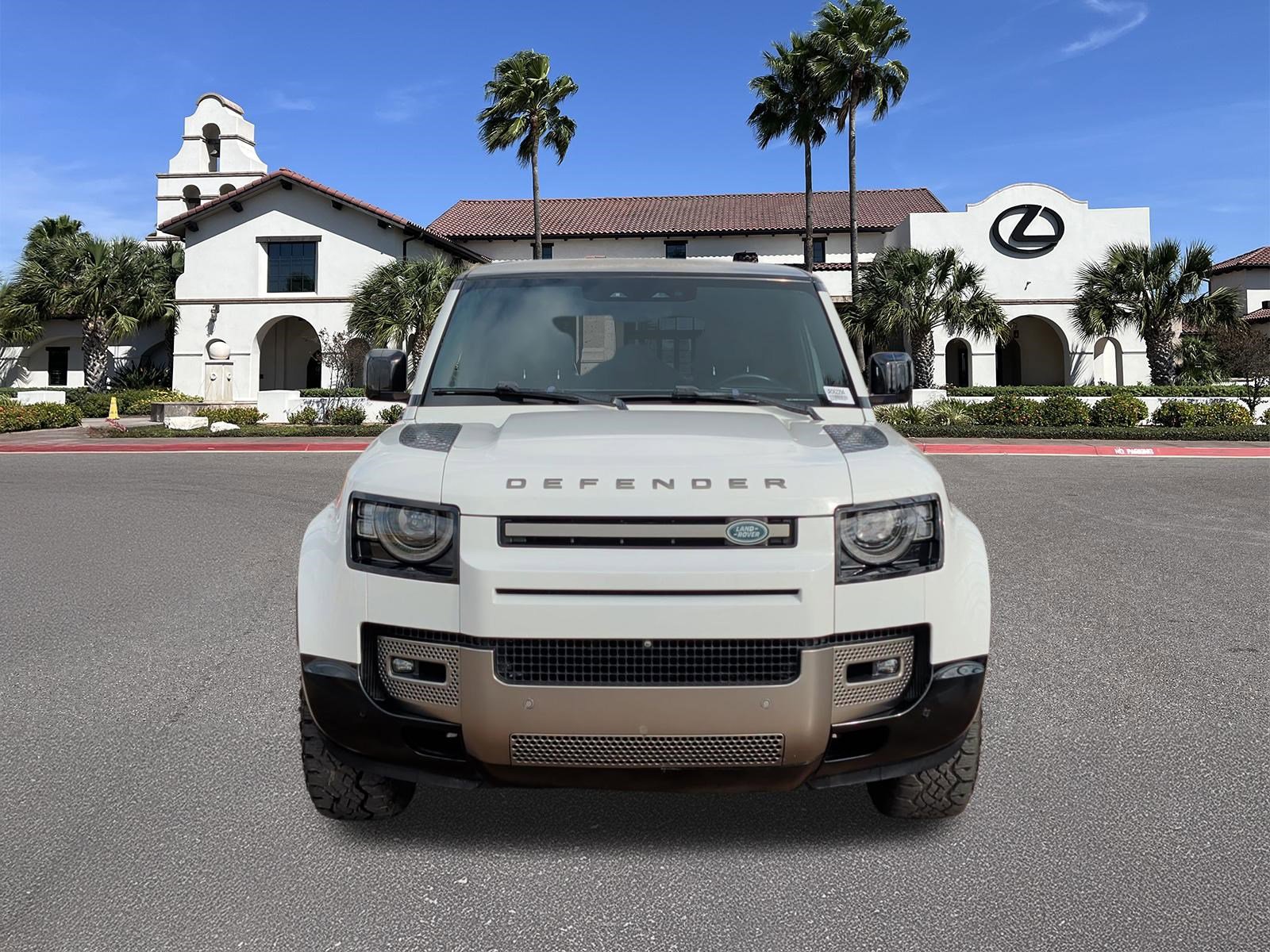 Used 2021 Land Rover Defender 110 X-Dynamic HSE image 6