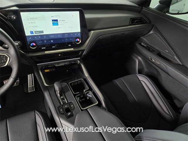 New 2025 Lexus TX 500h AWD image 14