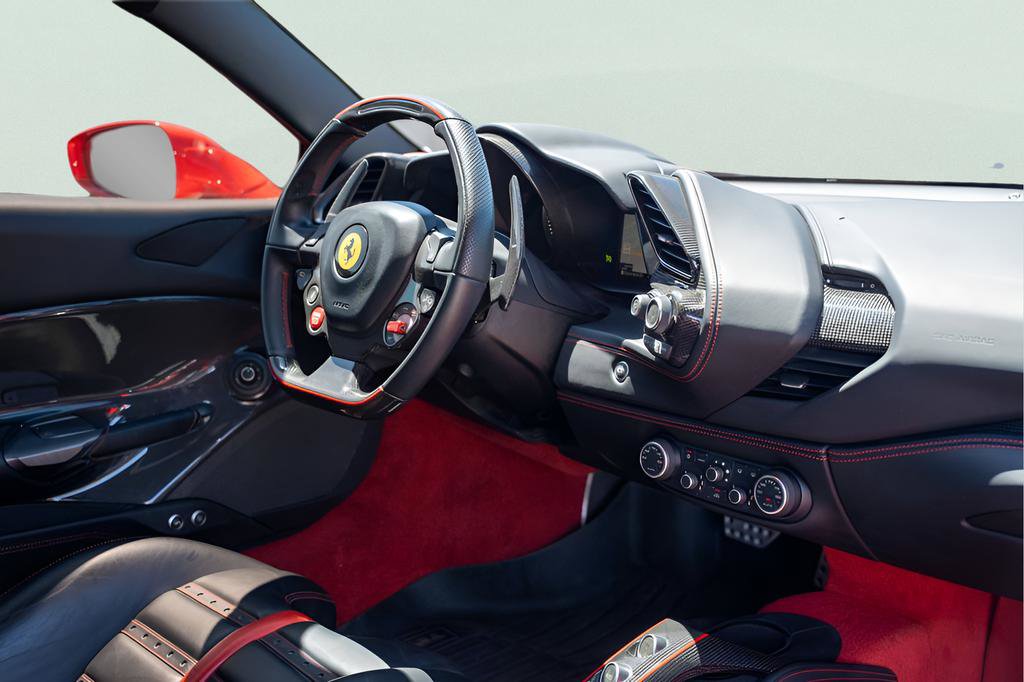 Used 2017 Ferrari 488 GTB RWD image 41