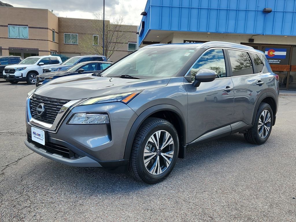 Used 2023 Nissan Rogue SV w/ SV Premium B Package image 5