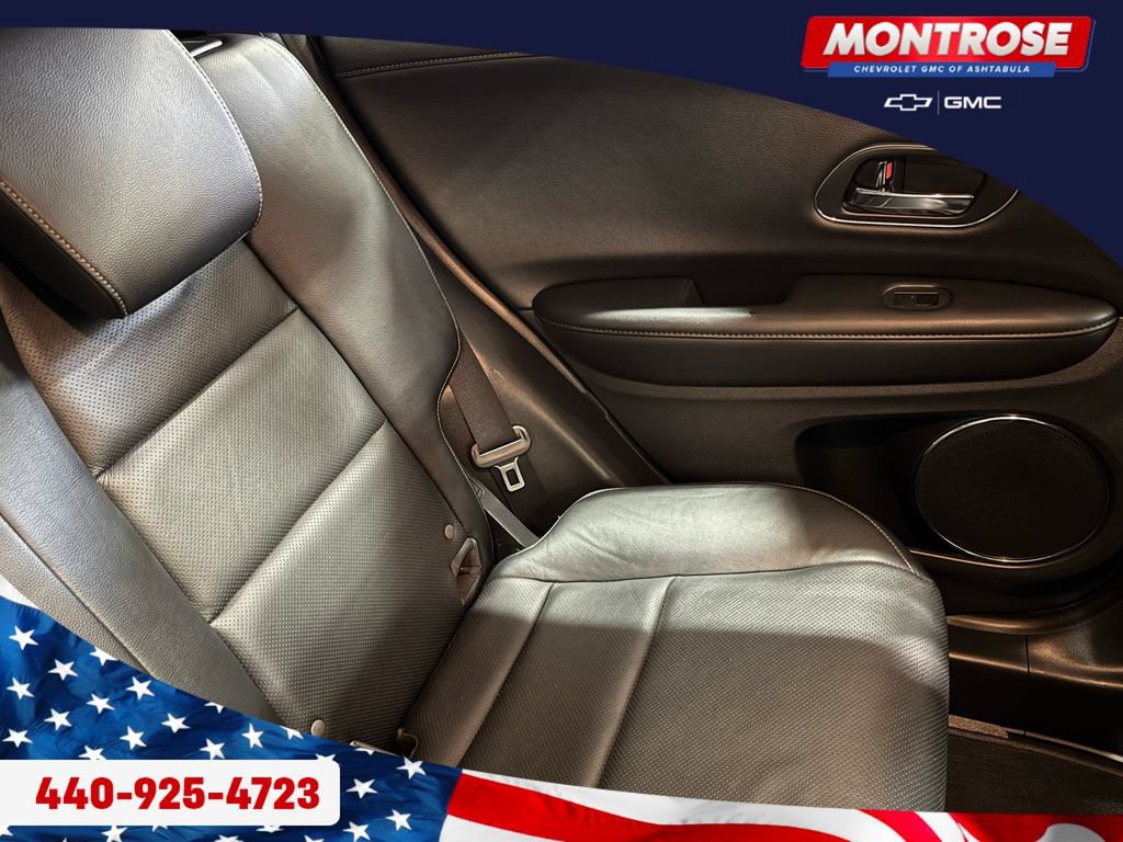 Used 2020 Honda HR-V Touring image 32