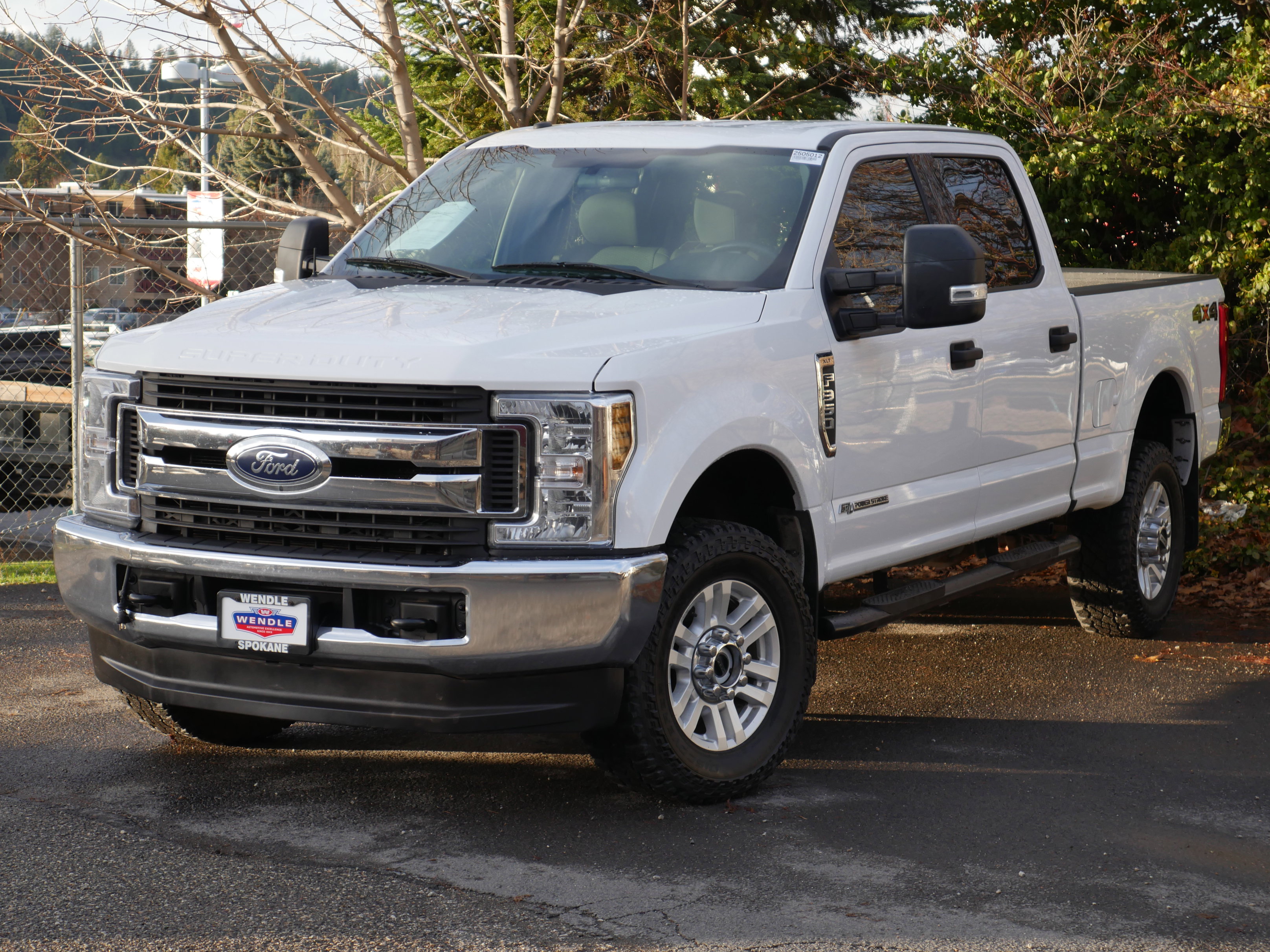 Used 2018 Ford F350 XLT image 2