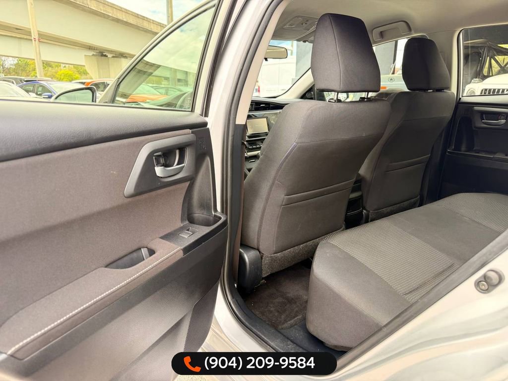 Used 2018 Toyota Corolla iM w/ Carpet Mat Package (TMS) image 23