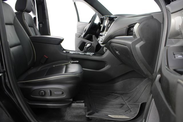 Used 2023 Chevrolet Traverse Premier image 28