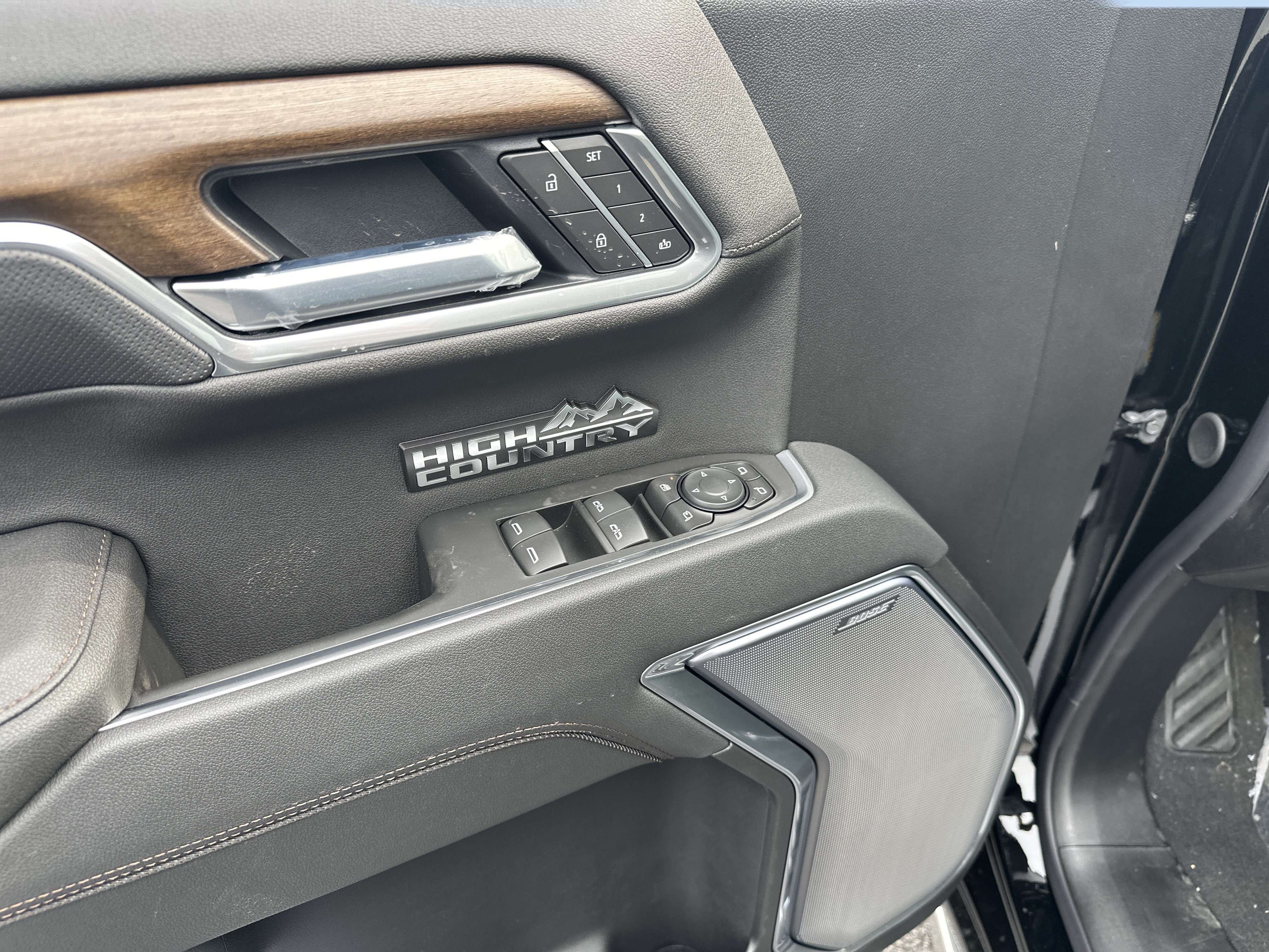 New 2026 Chevrolet Silverado 1500 High Country AWD/4WD image 8