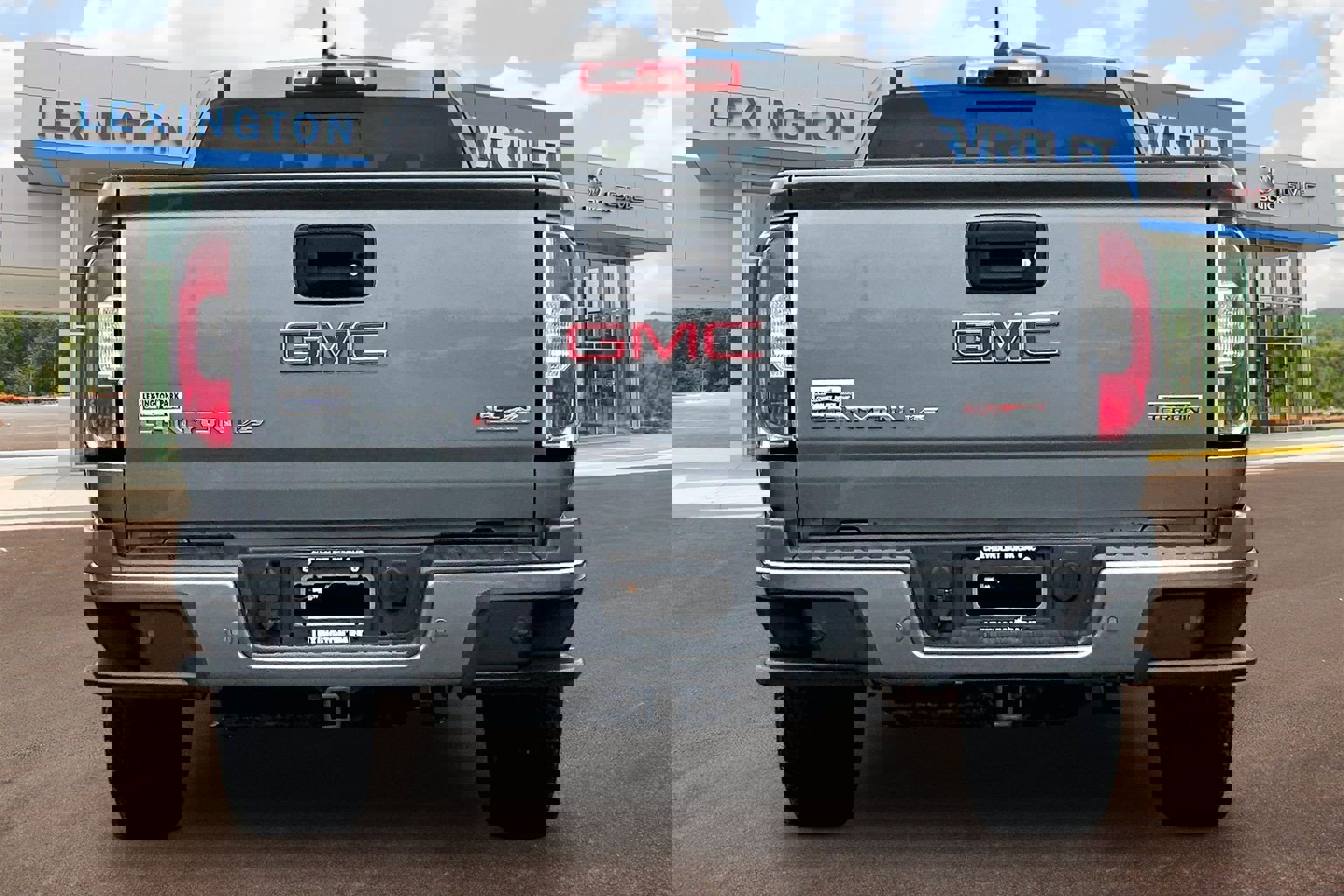 Used 2019 GMC Canyon All Terrain w/ Trailering Package image 4