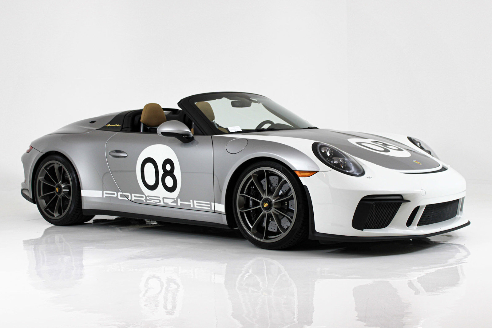 Used 2019 Porsche 911 Speedster RWD image 14