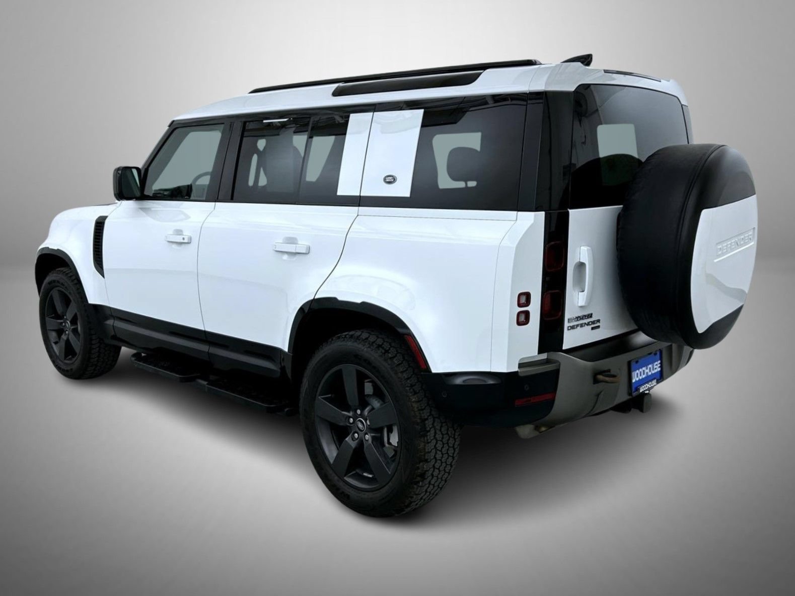 Used 2022 Land Rover Defender 110 X-Dynamic SE AWD/4WD image 7