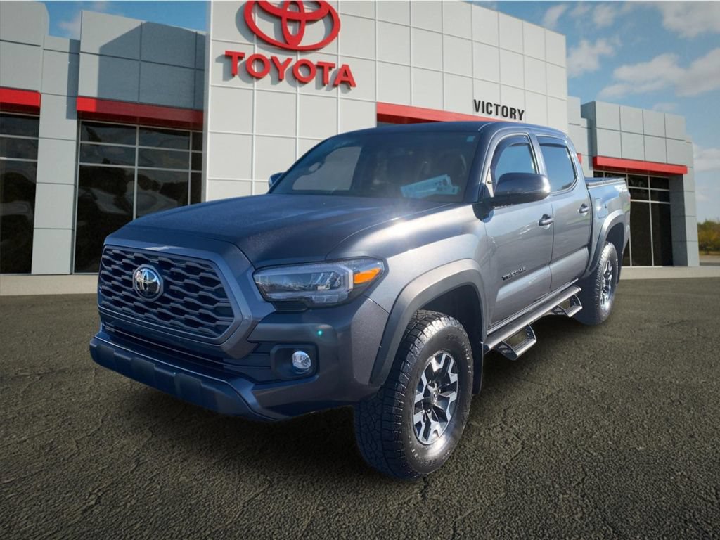 Used 2023 Toyota Tacoma TRD Off-Road AWD/4WD image 7