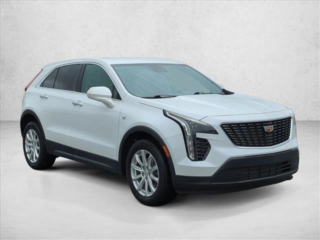 Used 2020 Cadillac XT4 Luxury FWD image 3
