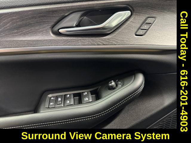 Used 2024 Jeep Grand Cherokee L Limited w/ Luxury Tech Group II image 25