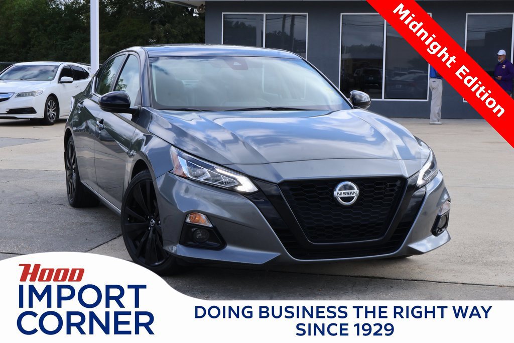 Used 2022 Nissan Altima 2.5 SR w/ Midnight Edition Package