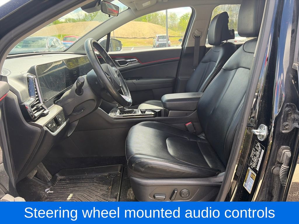 Used 2023 Kia Sportage EX image 15