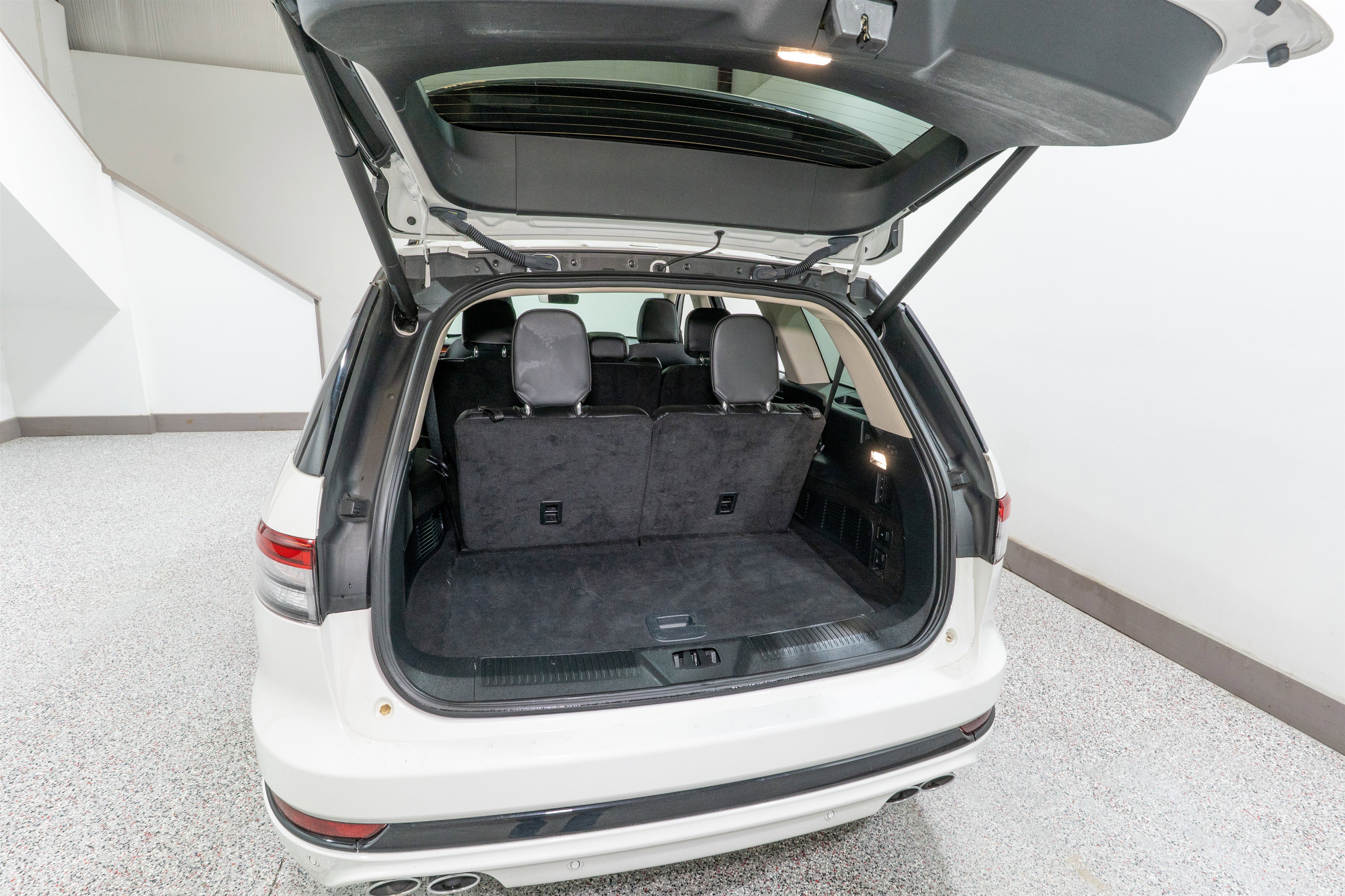 Used 2024 Lincoln Aviator Reserve w/ Jet Package image 35