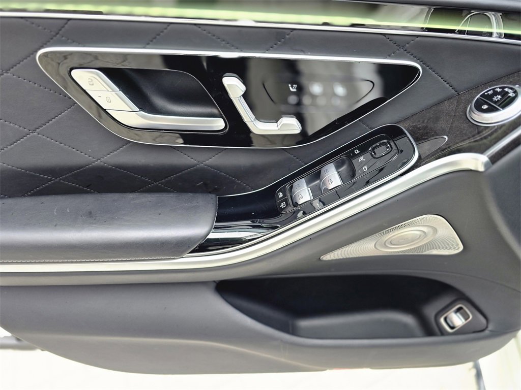Used 2021 Mercedes-Benz S 580 4MATIC Sedan w/ AMG Line image 23