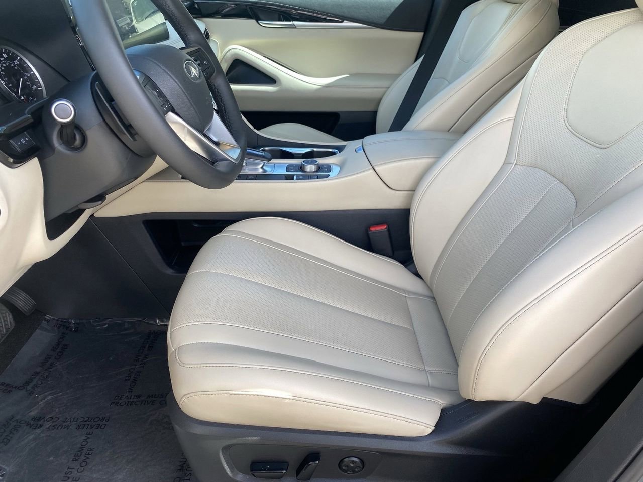 Certified 2025 INFINITI QX60 Pure FWD image 28