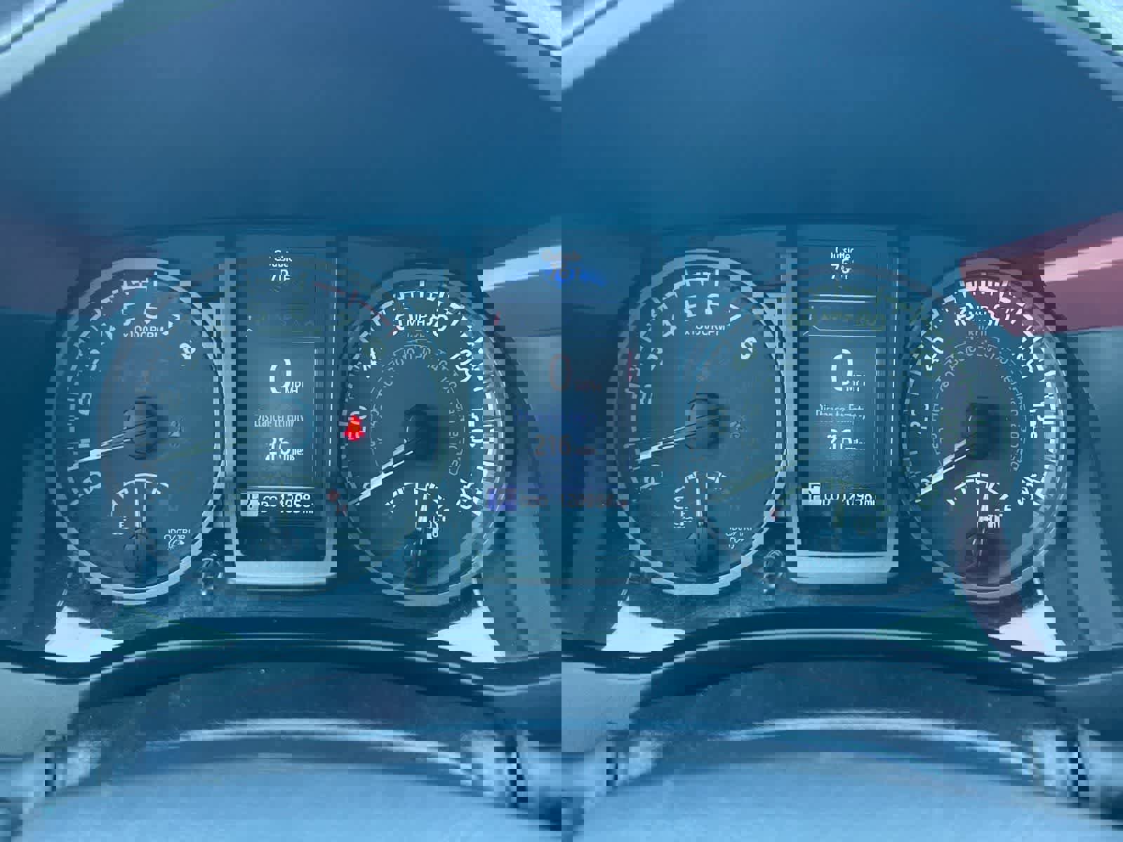 Used 2017 Toyota Tacoma TRD Off-Road w/ Tow Package image 25