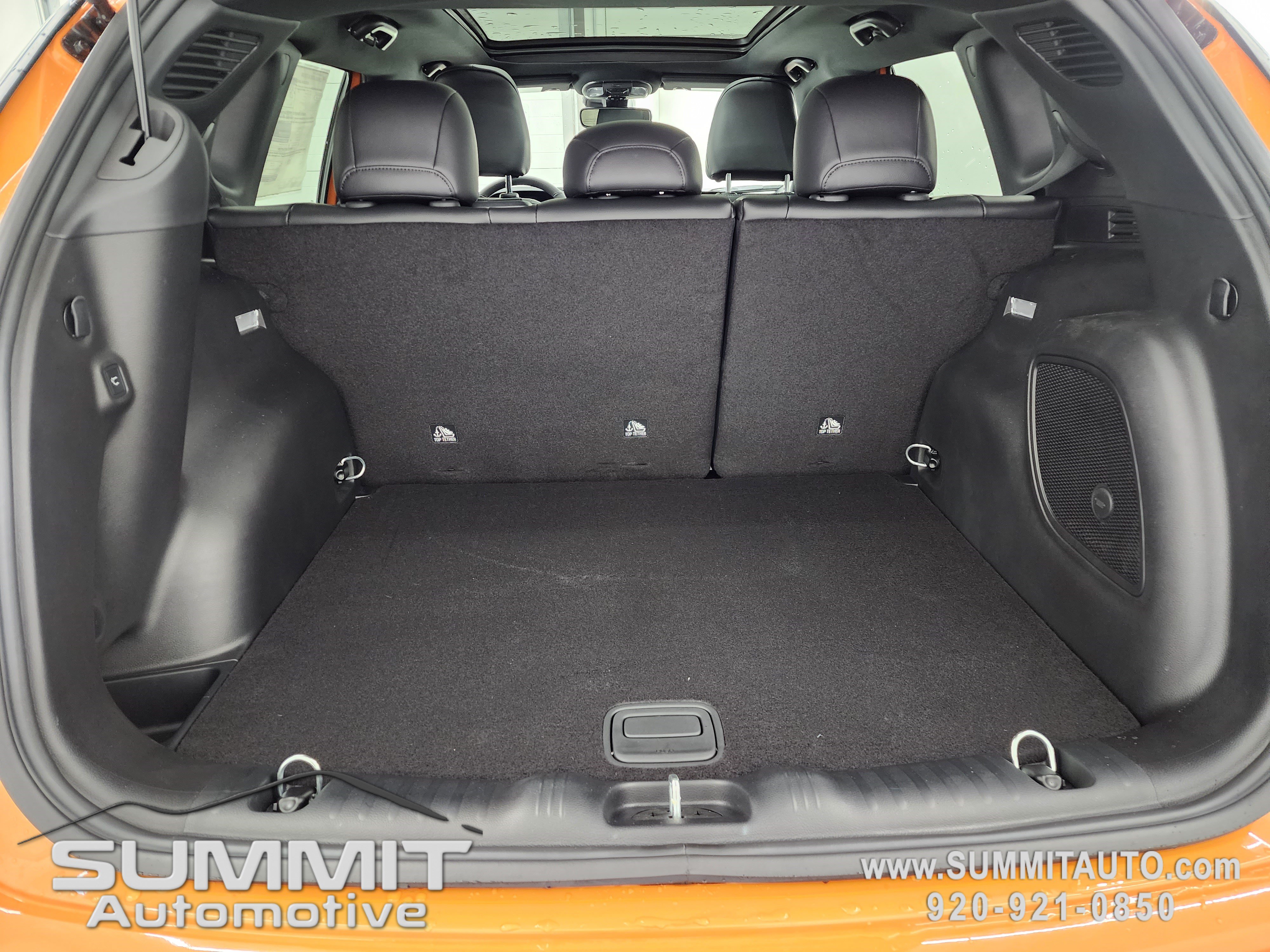 New 2026 Jeep Compass Latitude w/ Sun and Sound Group AWD/4WD image 26
