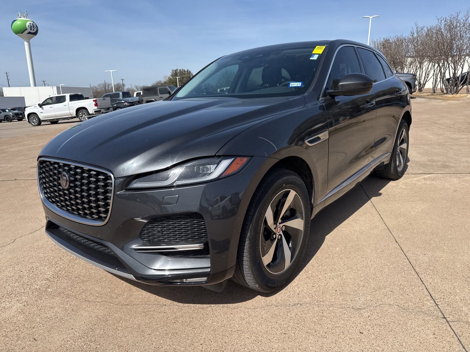 Used 2023 Jaguar F-PACE S image 3