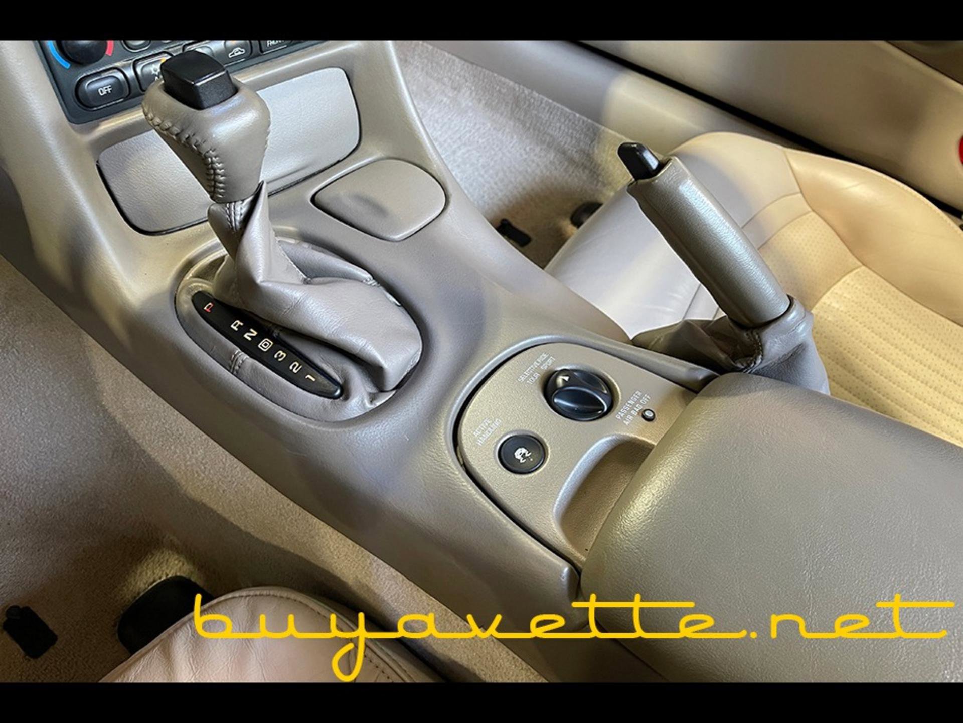 Used 2003 Chevrolet Corvette Convertible w/ Preferred Equipment Group1 image 21