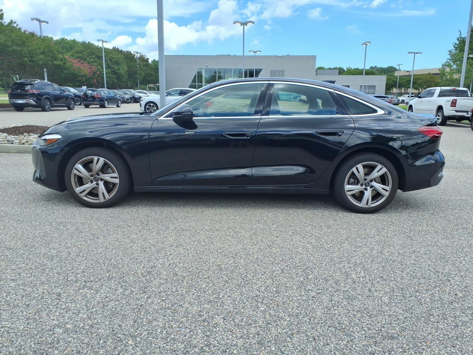 Used 2025 Audi A5 2.0T Premium w/ Convenience Package AWD/4WD image 9