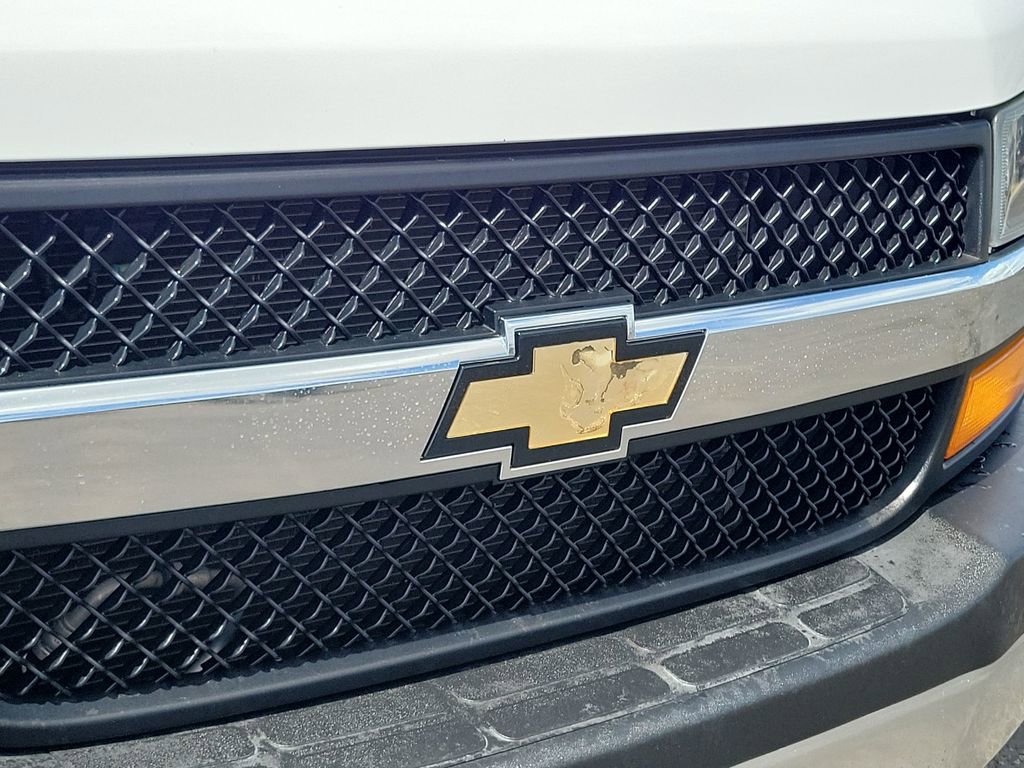 Used 2021 Chevrolet Express 3500 w/ Power Convenience Package RWD image 26