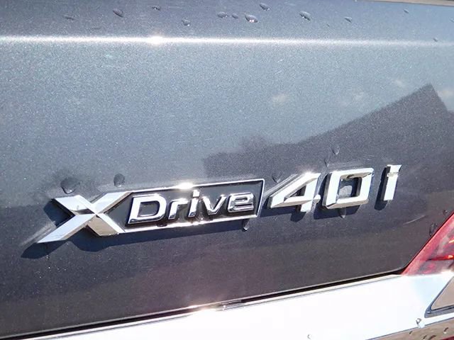 Used 2019 BMW X7 xDrive40i w/ Cold Weather Package image 7