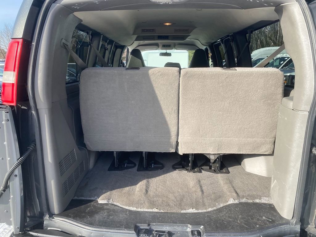 Used 2016 Chevrolet Express 2500 LS image 24